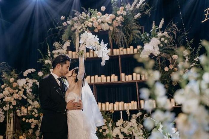 Đám cưới con gái Xuân Hinh: Nhan sắc cô dâu chú rể gây sốt-10