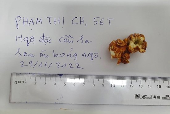 Hà Nội: Ngộ độc do ăn bỏng ngô mua trên mạng nghi tẩm cần sa