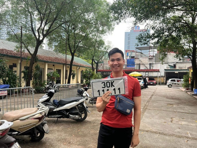 Bốc được biển ngũ quý 1, chủ xe Toyota Raize rao bán 1,5 tỷ đồng-2