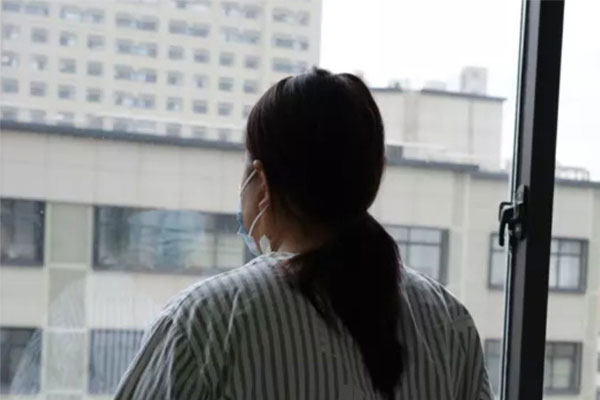 Người vợ được cứu sống bởi người chồng đã mất từ 3 năm trước-1