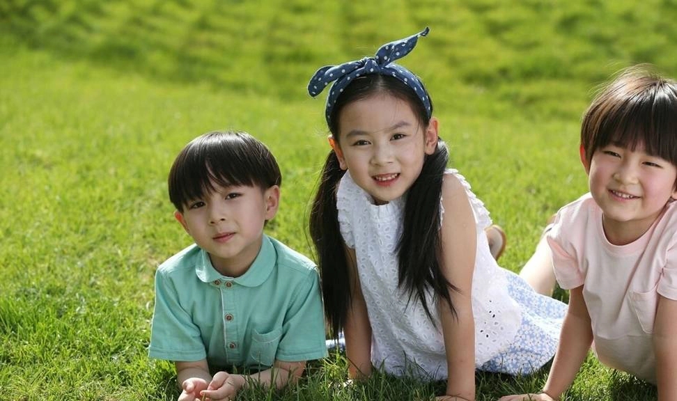 Con mếu máo kể: Bạn học suốt ngày bắt nạt con - Nếu trả lời như 2 kiểu cha mẹ đầu tiên thì nguy hại cả một đời đứa trẻ-2