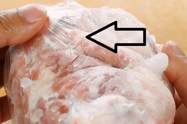 Dùng túi nilon đựng thực phẩm ảnh hưởng sức khoẻ thế nào?-2