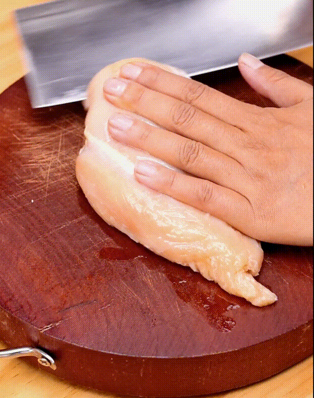 Cách làm ức gà rang mè đơn giản mà ngon hết cỡ-1