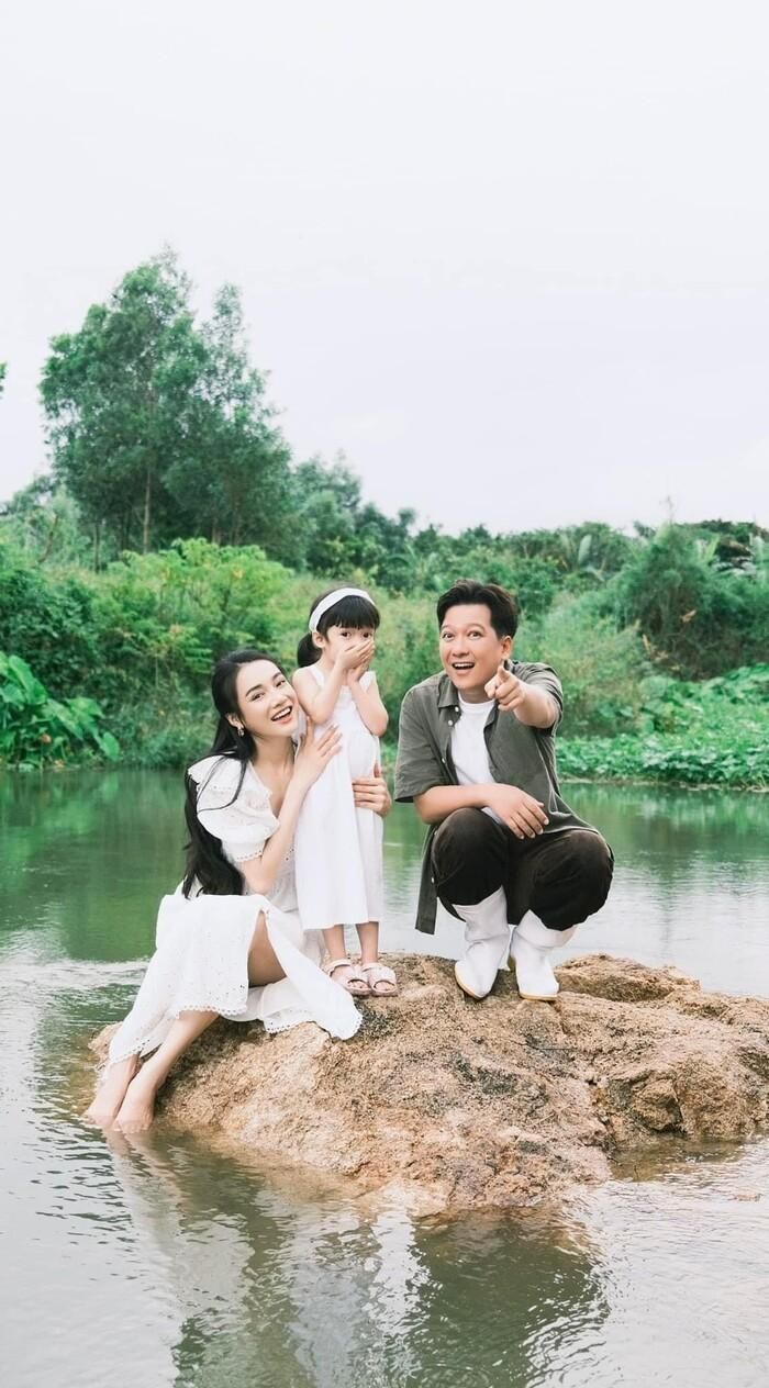 Nhã Phương lên tiếng đính chính tin đồn mang bầu lần 2-3