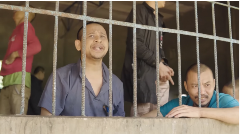 Tiếng hát từ trại tâm thần của người đàn ông có giọng ca trời phú và tâm sự bị bạn dùng đàn đập vào đầu vì ganh tị-2