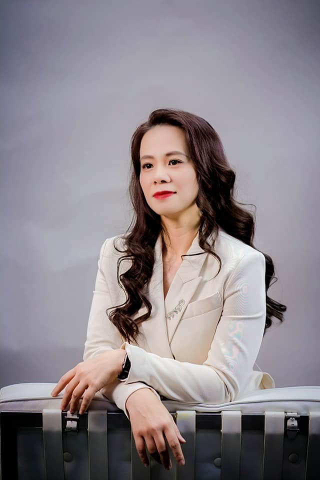 Bà Đào Lan Hương cảm ơn Shark Bình, viết tâm thư gồm 5 điều gửi các con nhân dịp kỷ niệm 14 năm ngày cưới-1