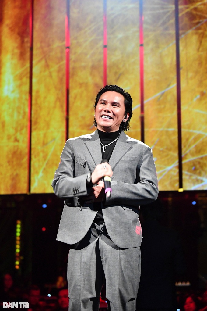 Tú Dưa phủ nhận Hồ Hoài Anh là Giám đốc âm nhạc cho minishow của mình-6