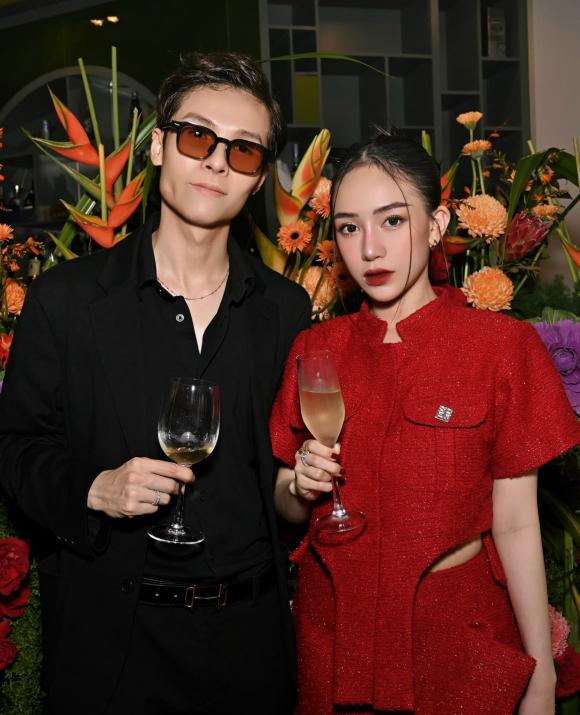 Ái nữ nhà đại gia Minh Nhựa đăng ảnh mặt mộc hậu dao kéo, nhan sắc thế nào?-10