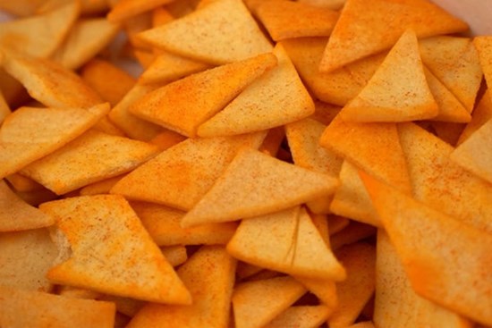 Snack ngô giòn tan thơm ngon cho ngày Tết