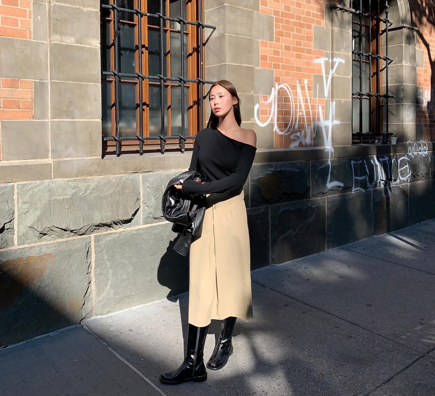 5 kiểu chân váy dài nên có trong tủ đồ ngày Tết-3