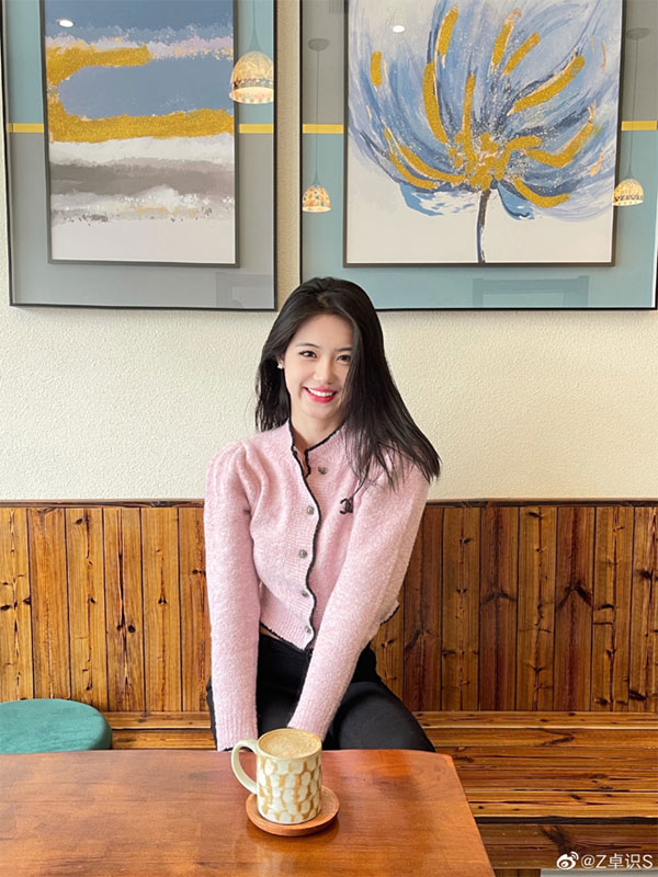 Mỹ nhân làng bóng rổ Trung Quốc cao gần 2m, nhan sắc cực phẩm-7