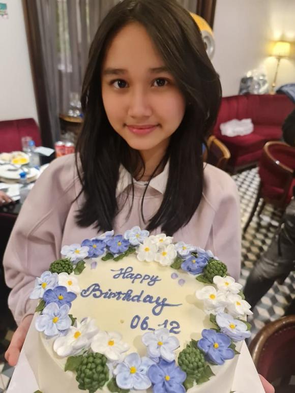 Con gái diễn viên Minh Tiệp 11 tuổi đã trổ giò cao lớn, xinh đẹp, giống hệt nữ chính Mắt biếc-1