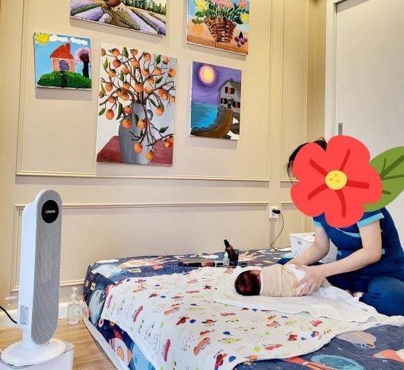 Mạnh Trường lần đầu tiên khoe con trai thứ ba, nhìn vào một đặc điểm là biết tương lai thông minh xán lạn-2