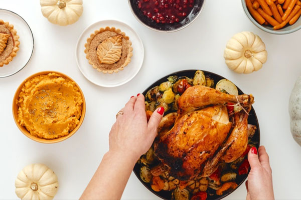 Đổ dầu gió vào giấm trắng: Giải quyết vấn đề nhà nào cũng gặp phải giúp tiết kiệm cả đống tiền-5