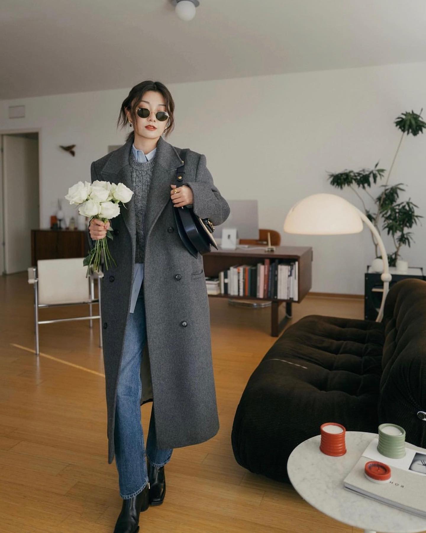 Phối áo khoác dài với 5 kiểu quần này để tôn dáng-1