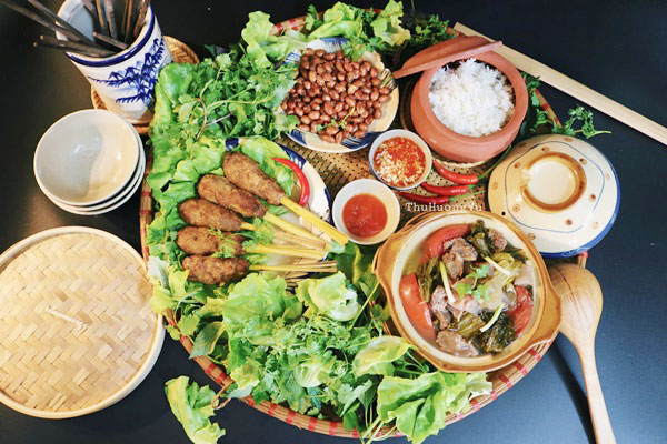 Khay bánh kẹo Tết thêm lành mạnh với kẹo táo đỏ tự làm ngon hết cỡ-11