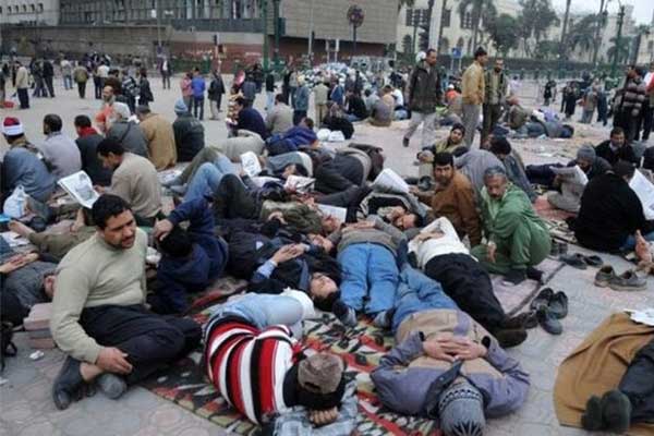 Người đàn ông mất trí nhớ, đi bộ suốt 20km để tìm người vợ đã qua đời-4