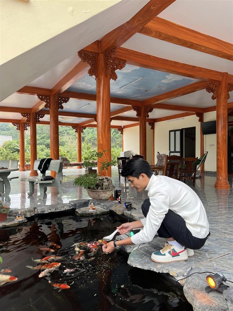 Mạc Văn Khoa khoe về quê, netizen chỉ săm soi biệt phủ bạc tỷ-3