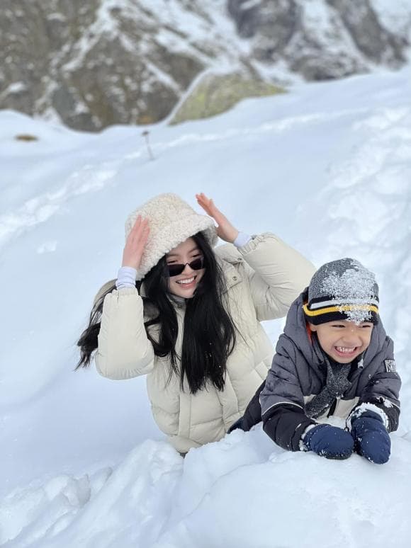 Chu Thanh Huyền - tình tin đồn của Quang Hải khoe được bạn trai cho trải nghiệm phòng ngủ độc đáo trên núi tuyết-2