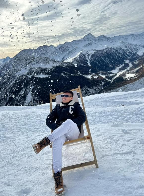 Chu Thanh Huyền - tình tin đồn của Quang Hải khoe được bạn trai cho trải nghiệm phòng ngủ độc đáo trên núi tuyết-4