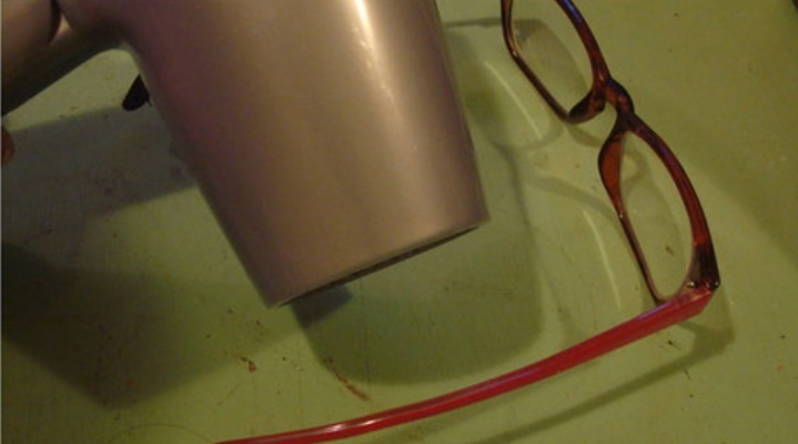 Máy sấy tóc đem thổi vào tường thật hữu ích, nhà có trẻ nhỏ càng cần-5