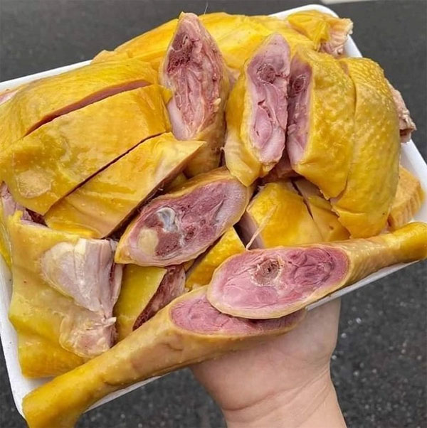 Chuyên gia giải oan cho tin đồn gà ủ muối gây ung thư-1