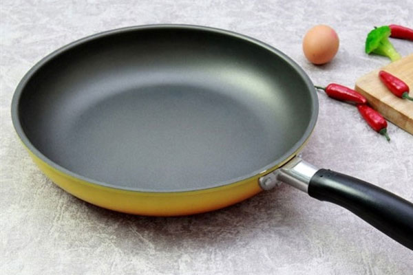 Cách xử lý chảo chống dính mới mua để chảo trở nên siêu bền-1