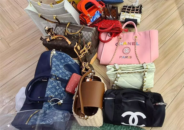 Động thái Trang Nemo khi bị cơ quan chức năng kiểm tra shop-4