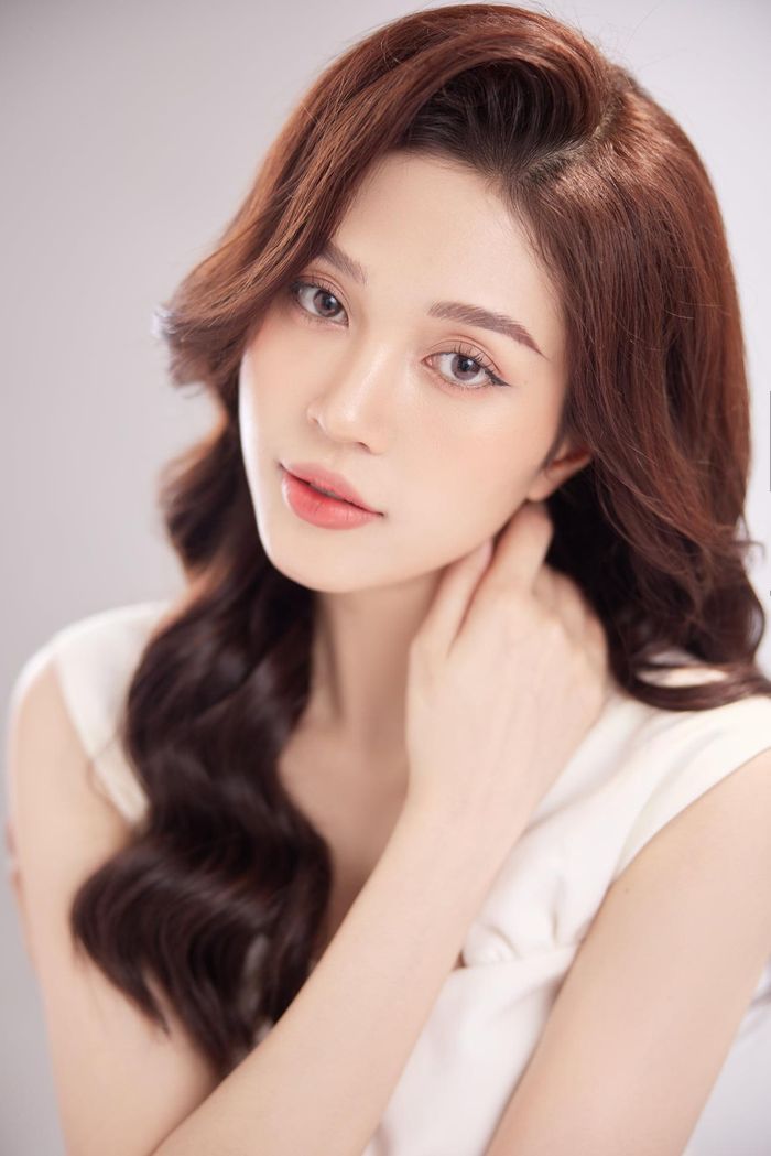 Nữ MC xinh đẹp VTV bình luận World Cup gây chú ý là ai?-14