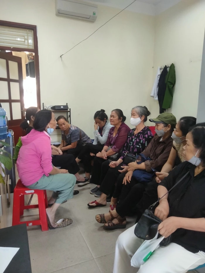 Gần 100 phụ nữ ở Hà Nội sập bẫy tour tham quan 0 đồng”-2