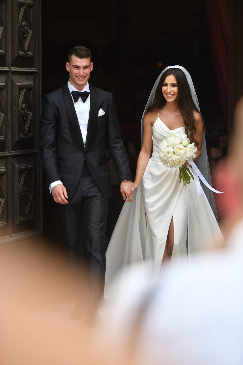 Người hùng Croatia tiễn đội Brazil về nhà và cuộc hôn nhân viên mãn-3