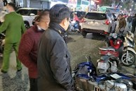 Ô tô gây tai nạn liên hoàn, đâm 10 xe máy trên phố ở Hà Nội