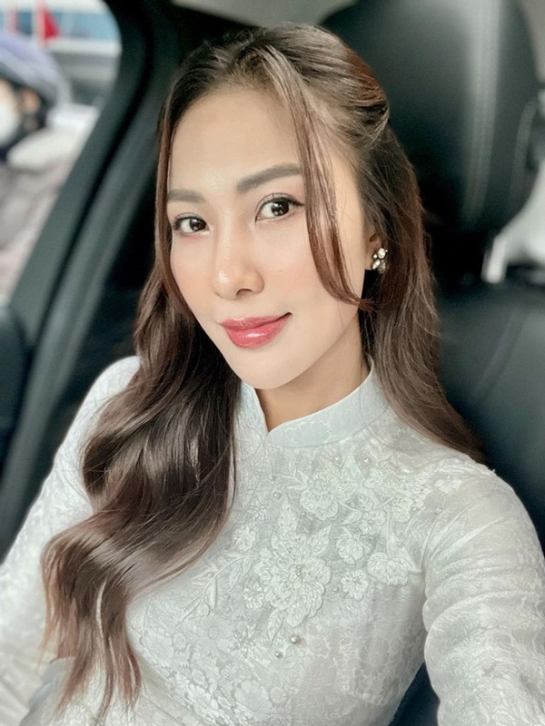 Sao Việt diện đồng loạt áo dài dự đám cưới Hoa hậu Ngọc Hân-7