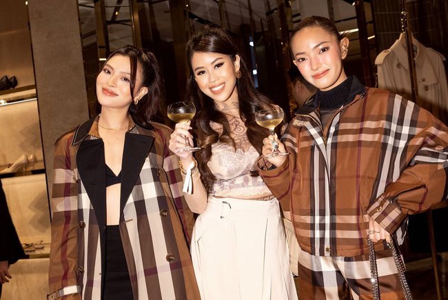 Nhan sắc ngày càng thăng hạng của Tiên Nguyễn, lấn át cả dàn sao đình đám-4