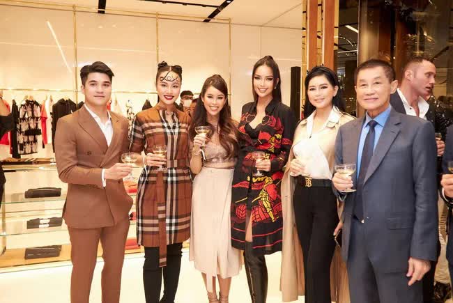 Nhan sắc ngày càng thăng hạng của Tiên Nguyễn, lấn át cả dàn sao đình đám-6