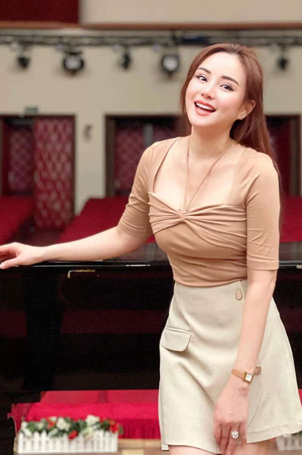 Ca sĩ Vy Oanh nhập viện-3