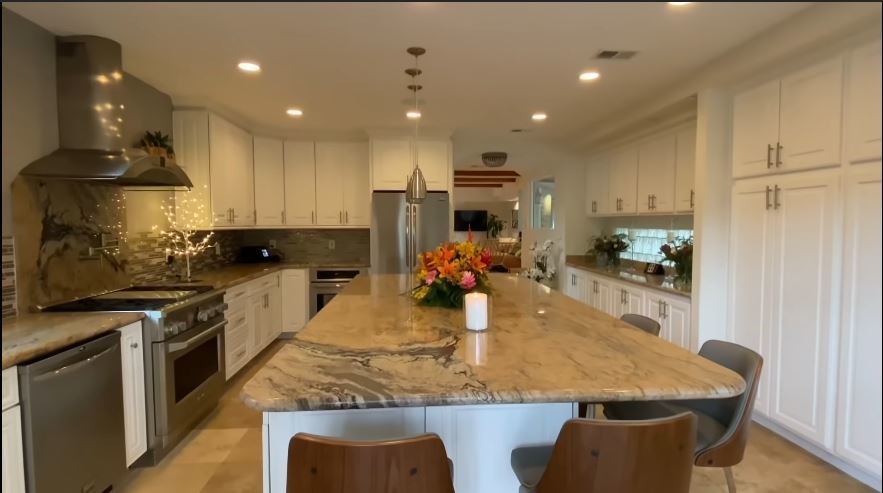 Hành trình lột xác căn biệt thự ven biển hoành tráng của MC Kỳ Duyên-2