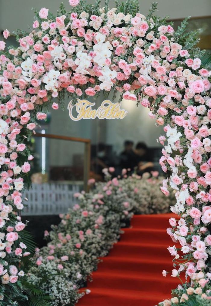 Khoảnh khắc xúc động trong lễ thành hôn của Khánh Thi - Phan Hiển-2