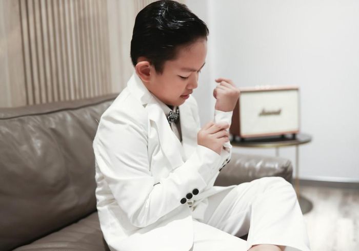 Phan Hiển mang tiền và 10 cây vàng hỏi cưới Khánh Thi-12