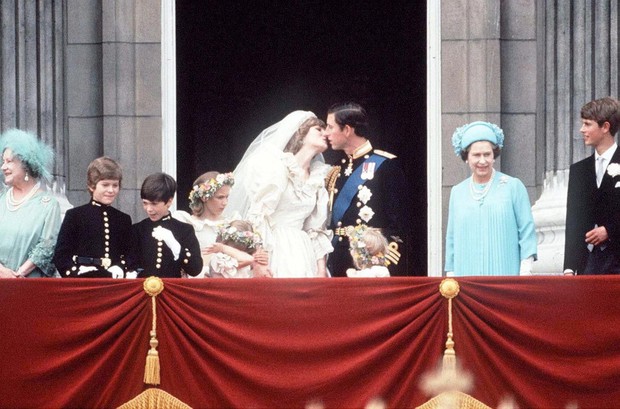 Mối quan hệ giữa Nữ hoàng Elizabeth và Công nương Diana-5