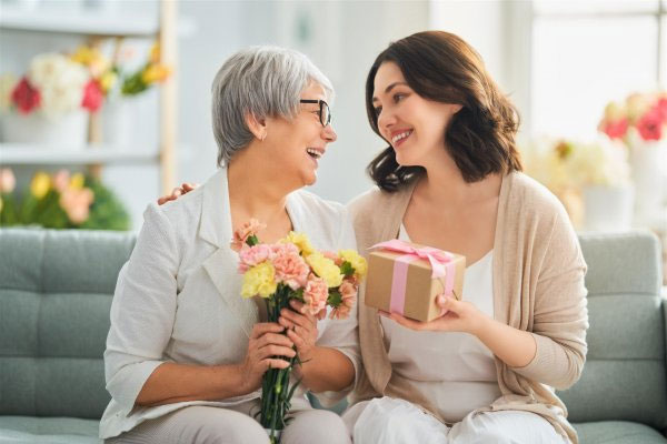 Điều khủng khiếp nhất trong hôn nhân không phải là cãi vã mà là xích mích nội bộ giữa vợ và chồng-2