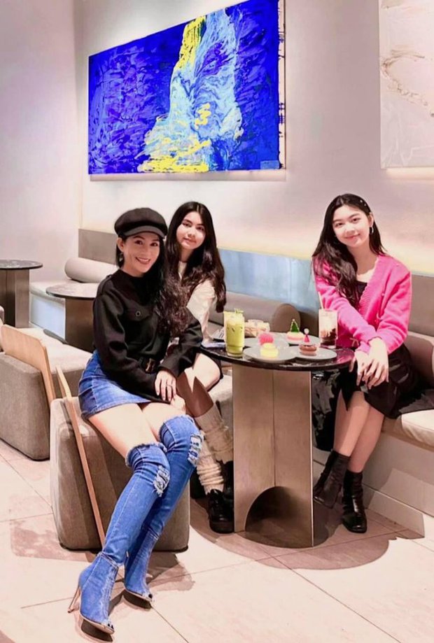 Những khoảnh khắc ấm áp của gia đình MC Quyền Linh-4