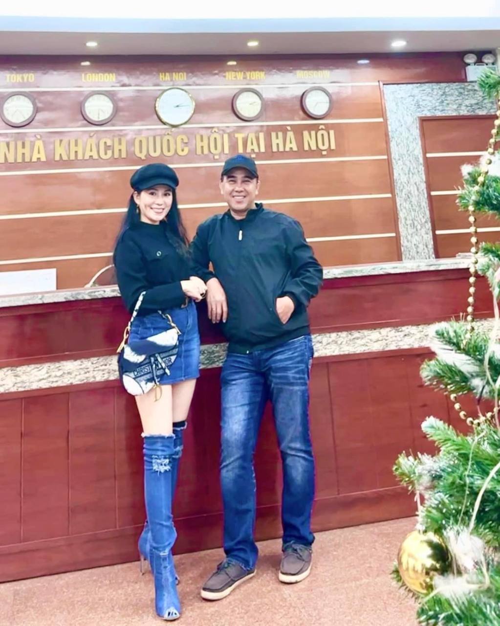 Những khoảnh khắc ấm áp của gia đình MC Quyền Linh-2