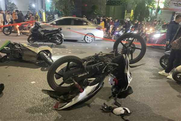 Truy tìm tài xế tông chết người trên phố Trần Khát Chân, Hà Nội-1