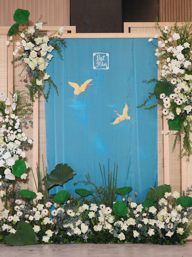 Biệt thự bề thế, chuẩn nhà giàu của gia đình hôn phu Hoa hậu Ngọc Hân tương đồng phong cách sống của ngôi nhà nàng hậu tự thiết kế-2