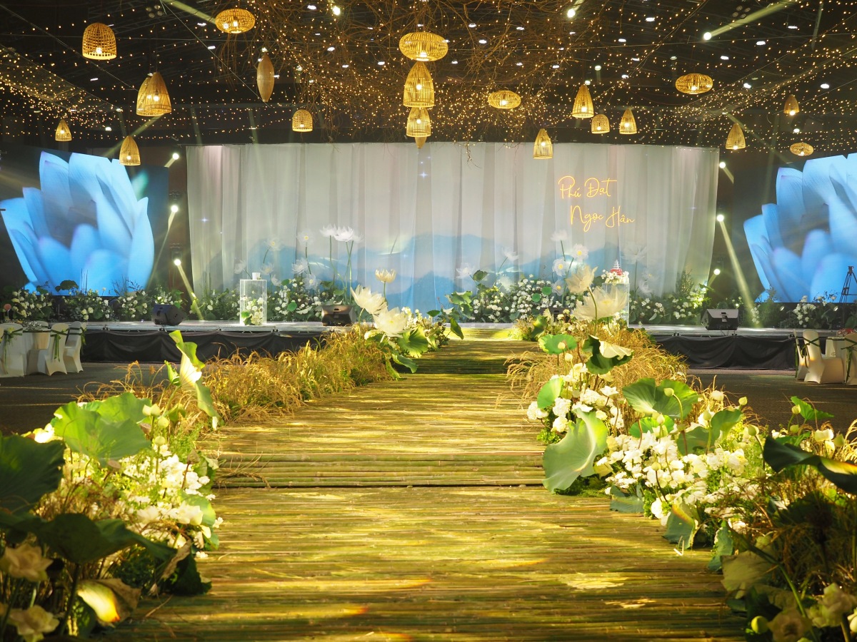 Biệt thự bề thế, chuẩn nhà giàu của gia đình hôn phu Hoa hậu Ngọc Hân tương đồng phong cách sống của ngôi nhà nàng hậu tự thiết kế-3