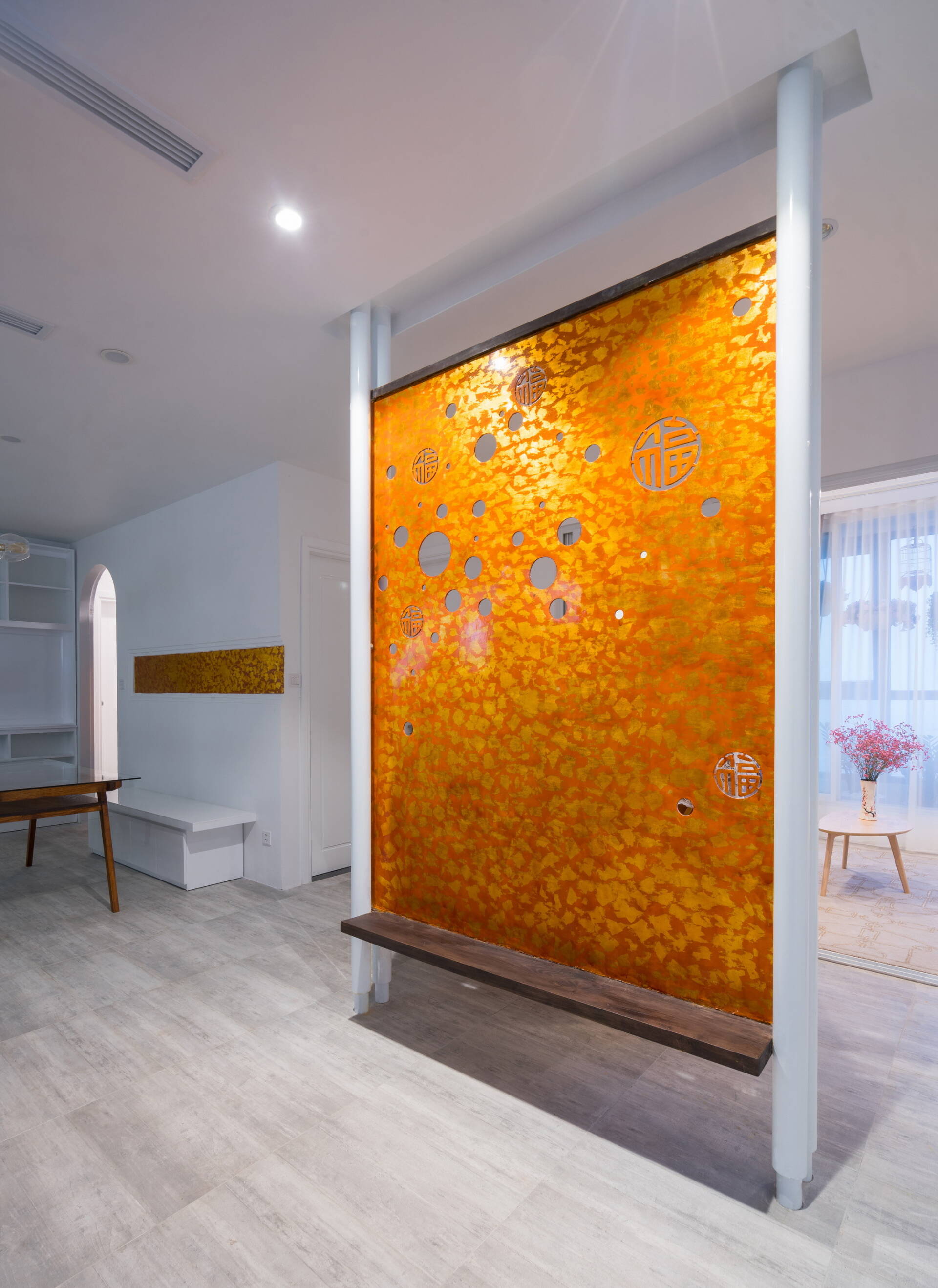 Biệt thự bề thế, chuẩn nhà giàu của gia đình hôn phu Hoa hậu Ngọc Hân tương đồng phong cách sống của ngôi nhà nàng hậu tự thiết kế-11