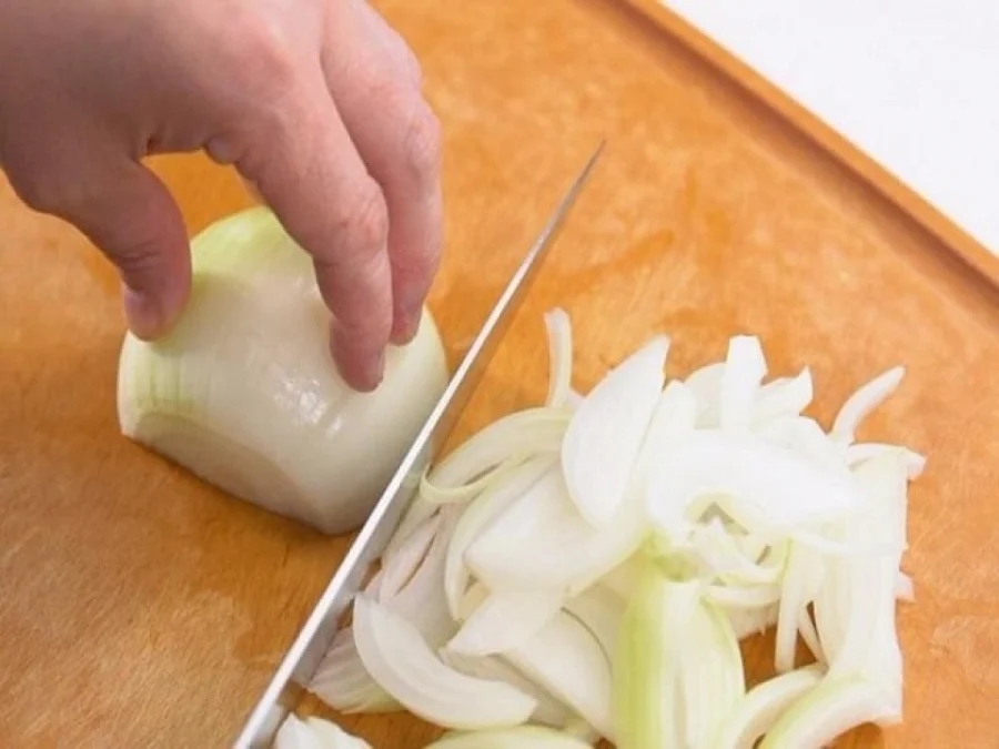 Đặt củ hành tây trong phòng ngủ: Giải quyết vấn đề nhiều nhà gặp phải, đặc biệt hữu ích trong mùa đông-3