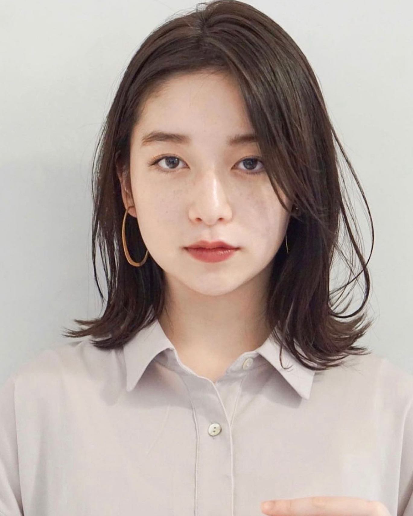 6 kiểu tóc không cần cắt mái vẫn thăng hạng nhan sắc-7