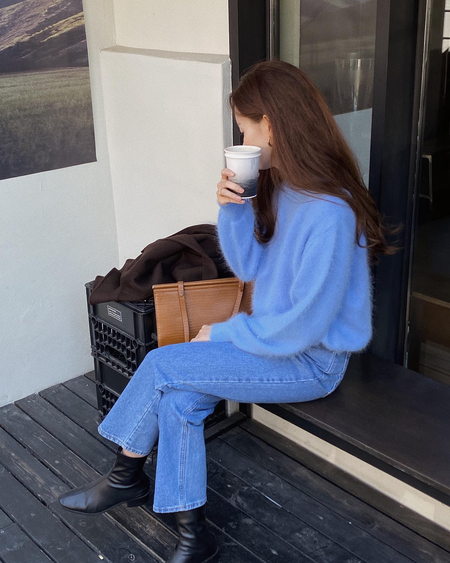 10 cách mặc áo len màu nổi giúp ghi điểm tinh tế-6